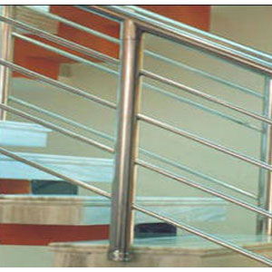 Manufacturer of SS Railing